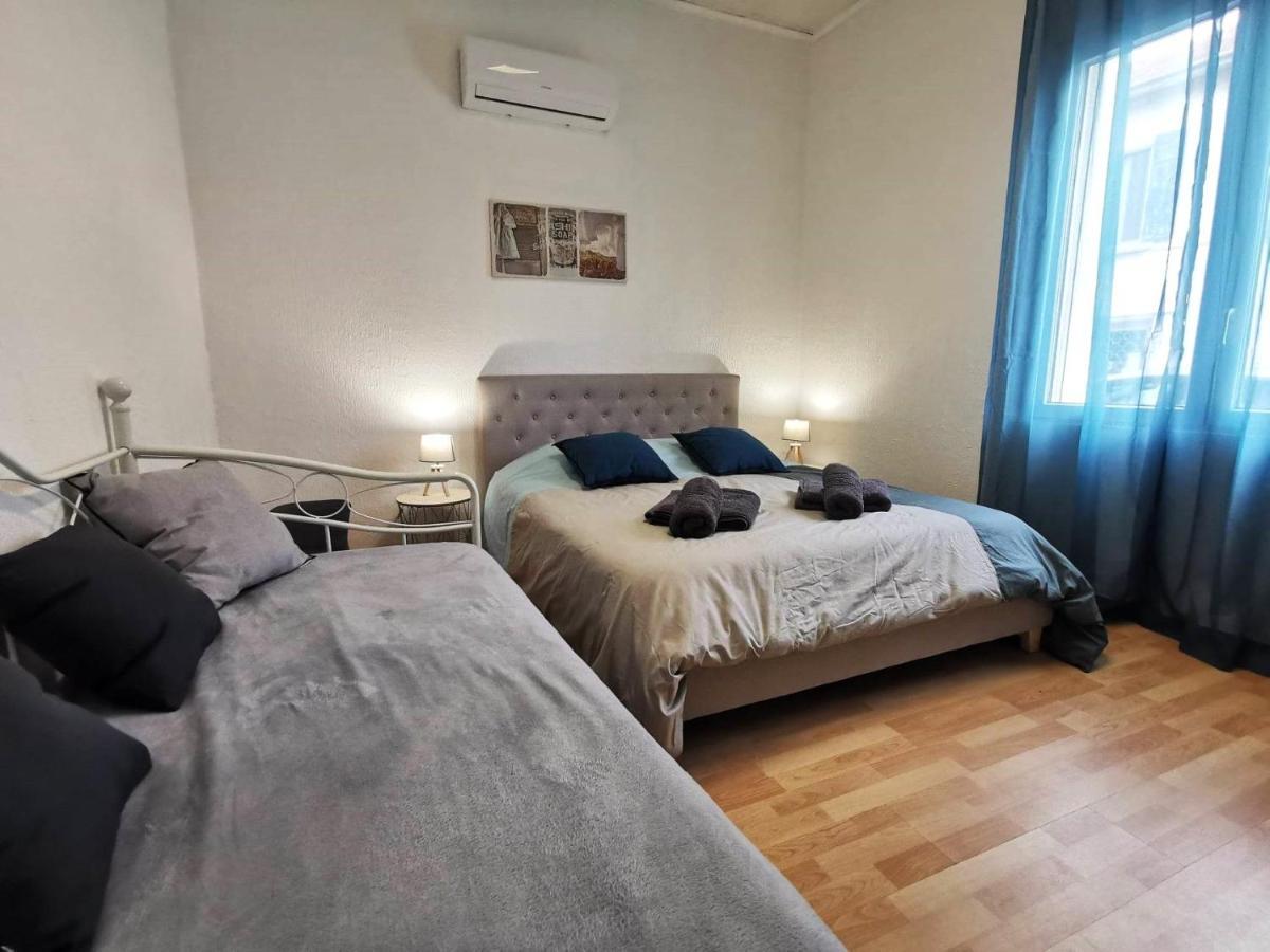 L'Hypercentre - Clim - Terrasse - Wifi Apartment Мирамас Екстериор снимка