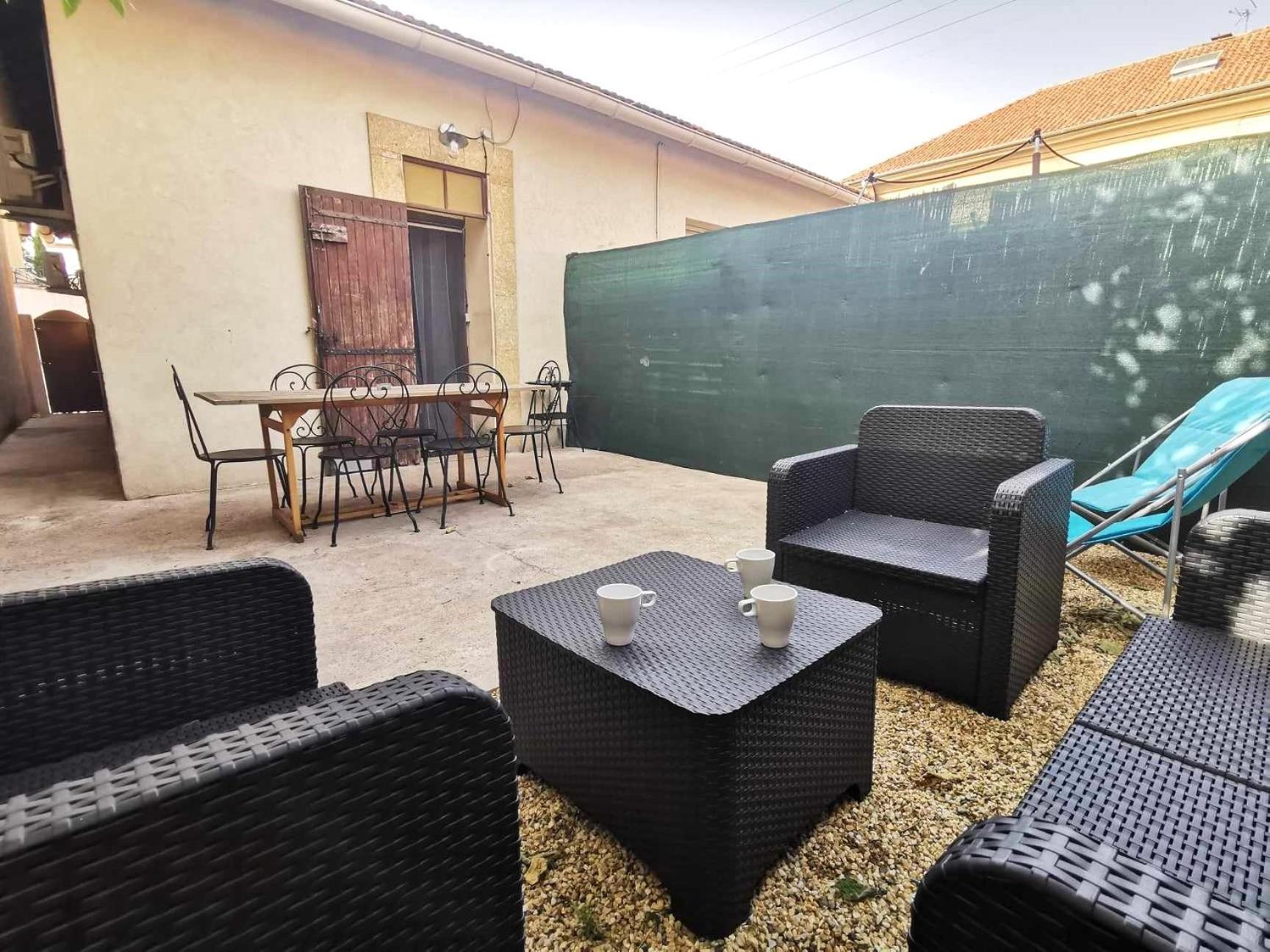 L'Hypercentre - Clim - Terrasse - Wifi Apartment Мирамас Екстериор снимка